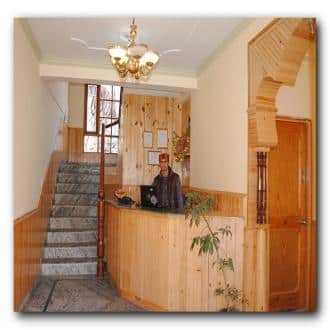 TG Stays Hillco Kullu Shawl Showroom, Manali 5